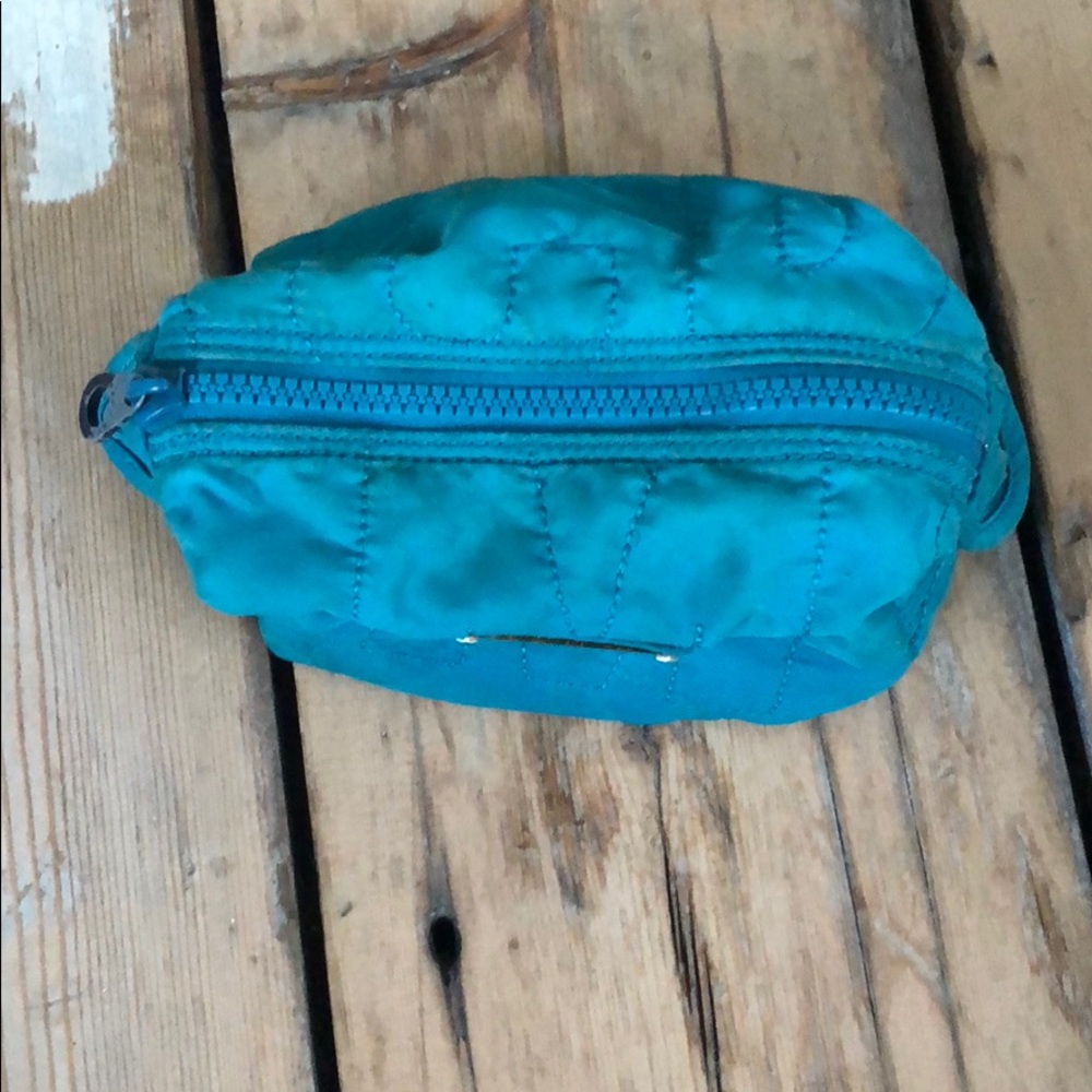 Marc Jacobs Make Up Bag - Picture 2 of 5